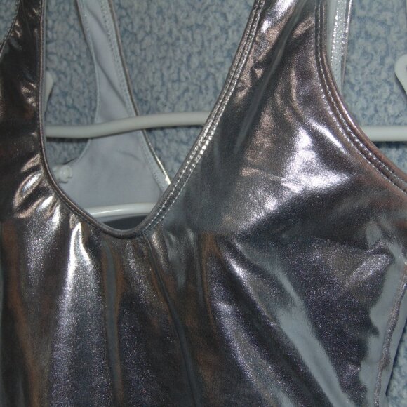 Shiny Silver Leotard S - Picture 2 of 6